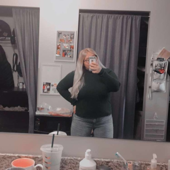 adele_bateman18